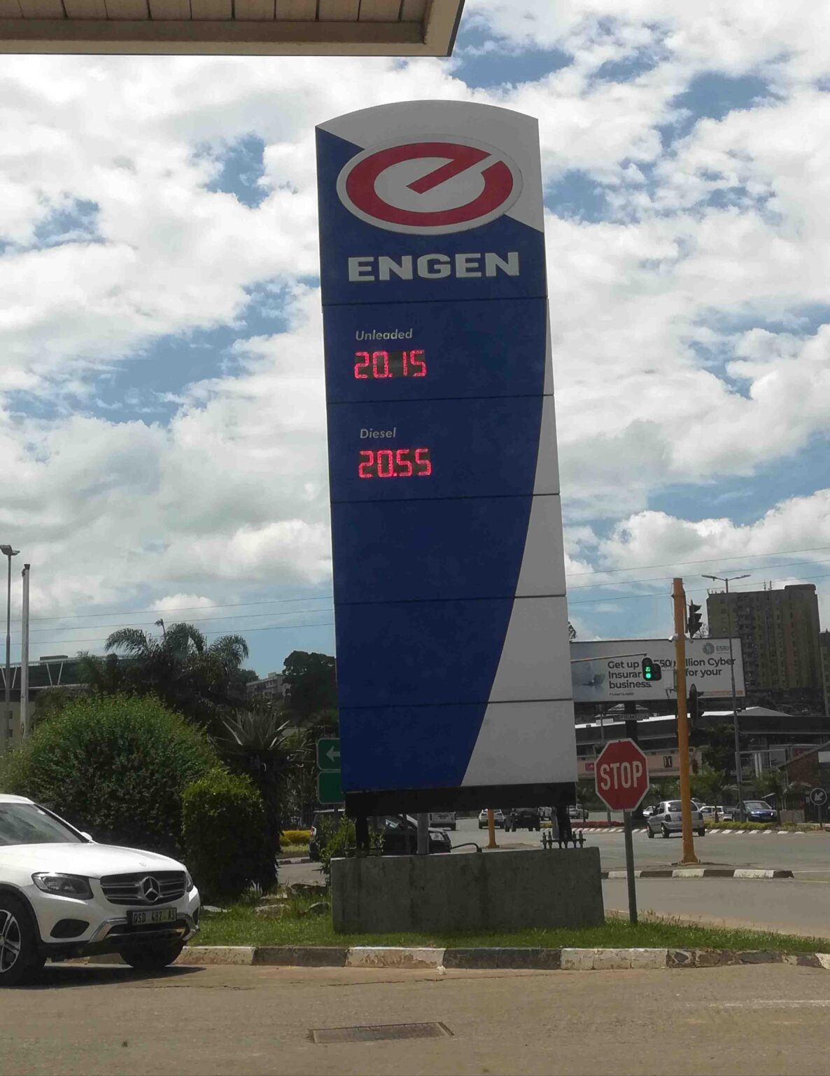 Fuel price dips below E20 for the first time in 5 years | Eswatini Today